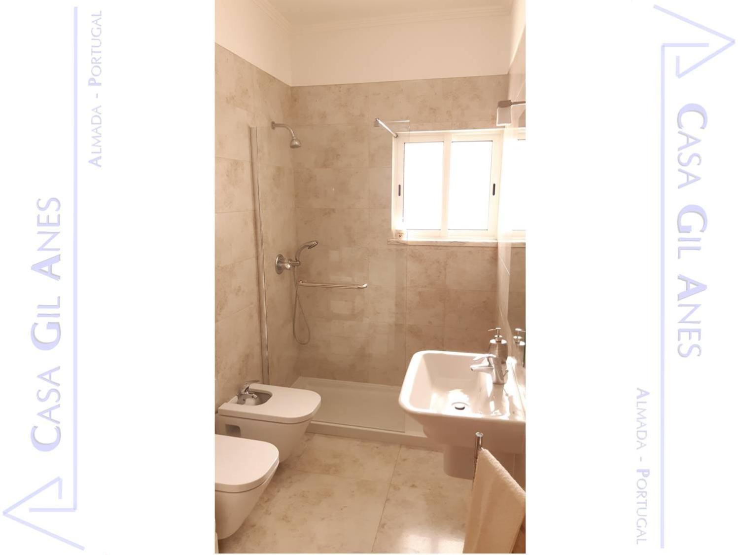 Casa Gil Anes Apartment Almada Exterior photo