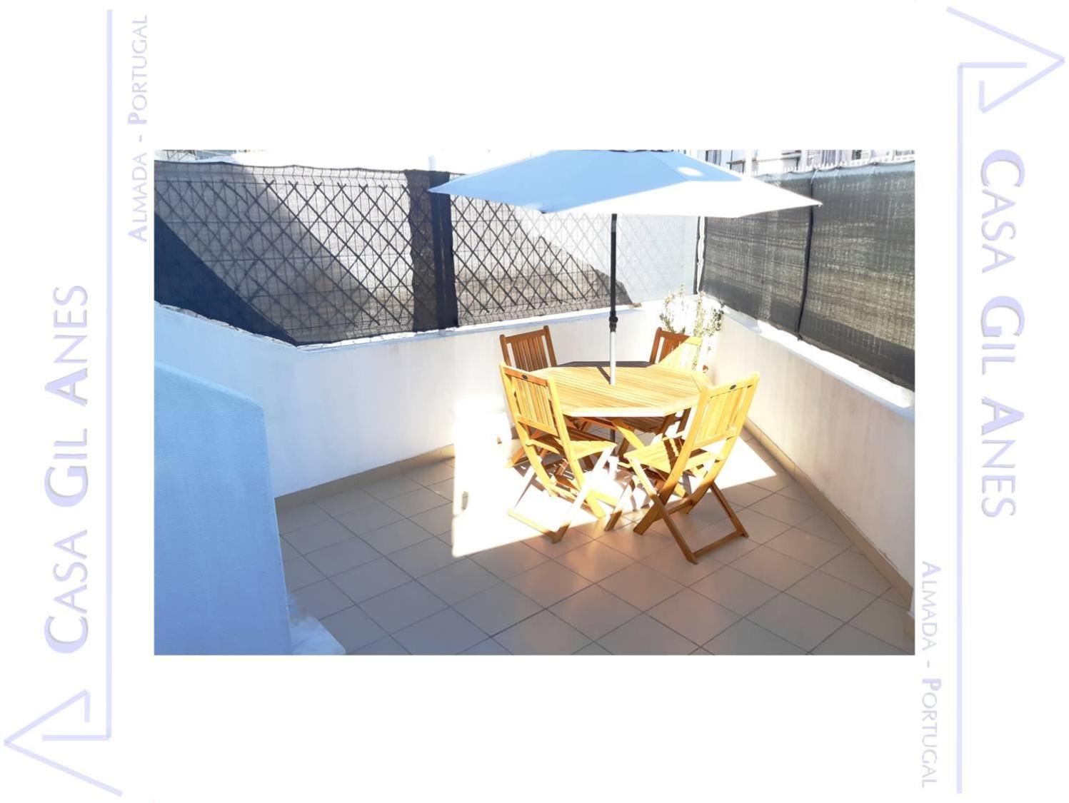 Casa Gil Anes Apartment Almada Exterior photo