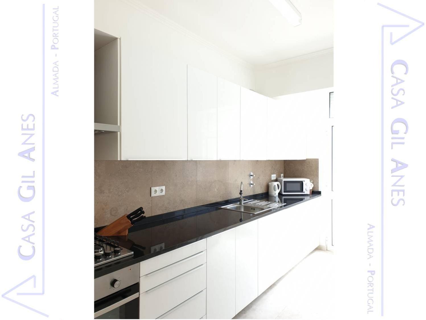 Casa Gil Anes Apartment Almada Exterior photo