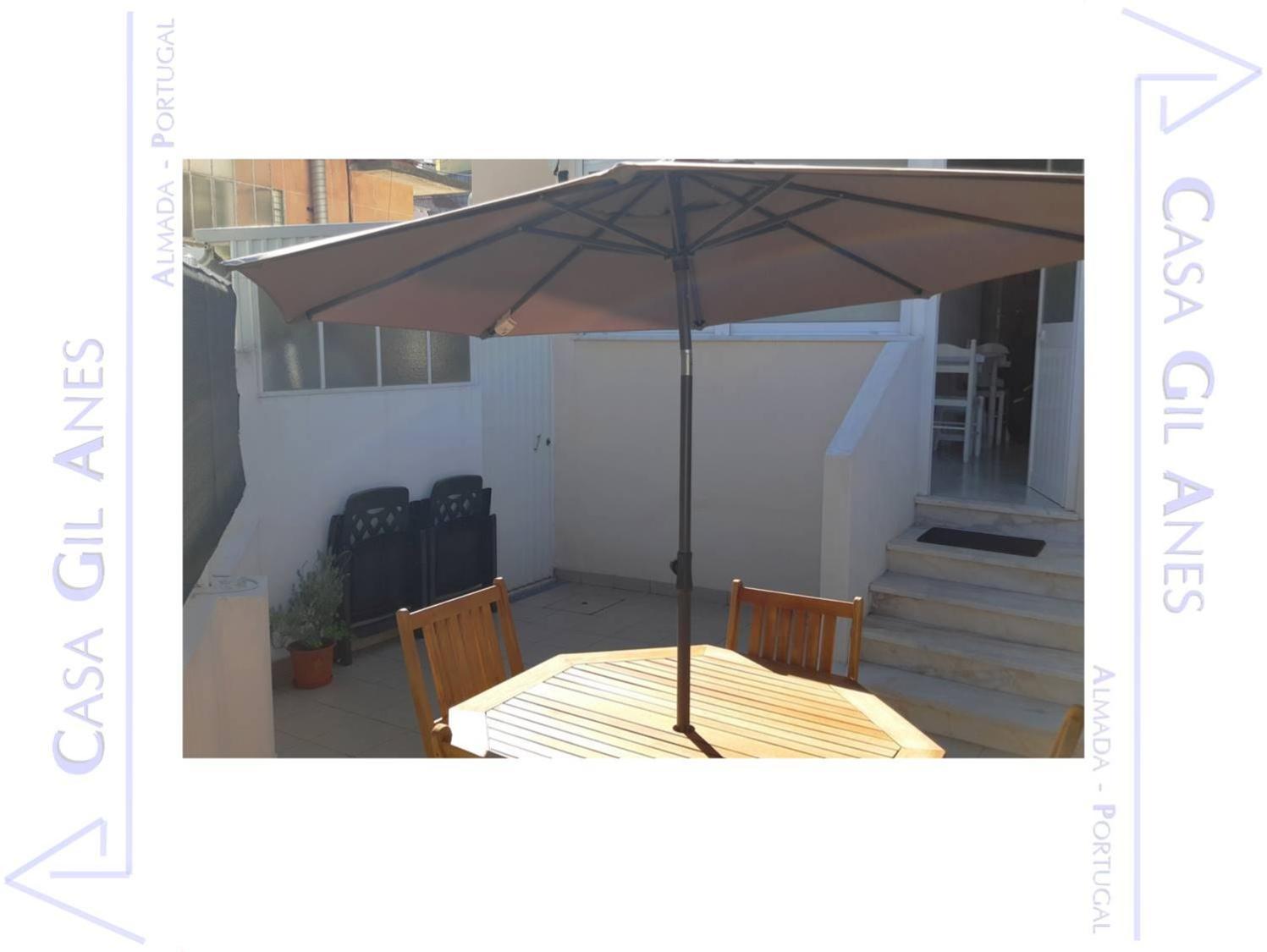 Casa Gil Anes Apartment Almada Exterior photo